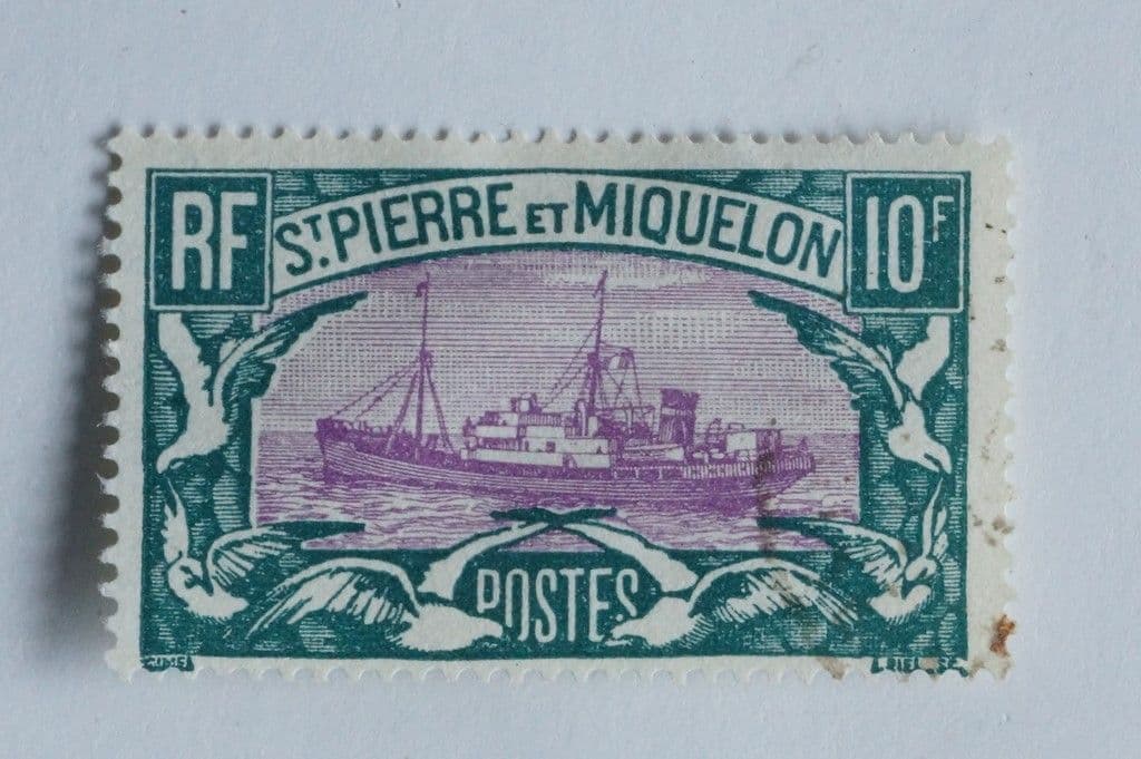 Timbre Saint Pierre et Miquelon D13 1/2x14 10f 1932 oblitéré